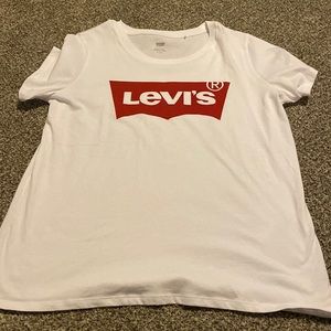 Womens Levi T shirt.